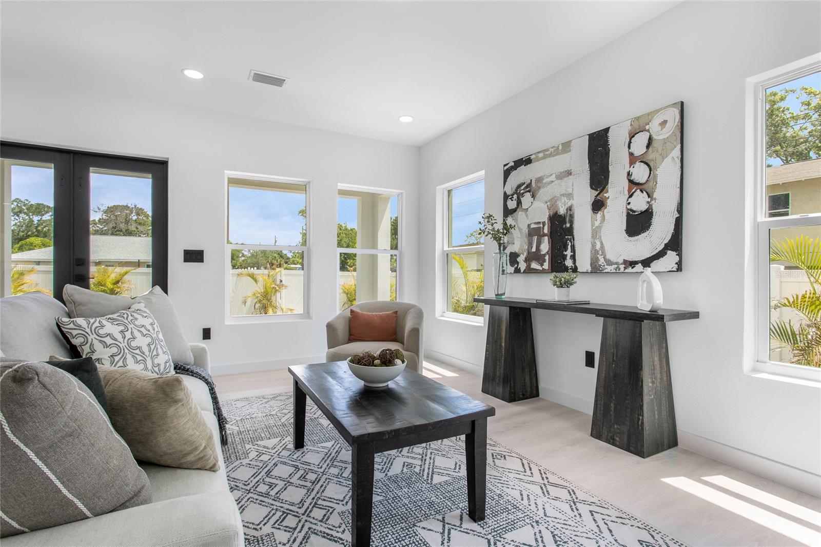 4601 QUEENSBORO AVE S, ST PETERSBURG, FL, 33711