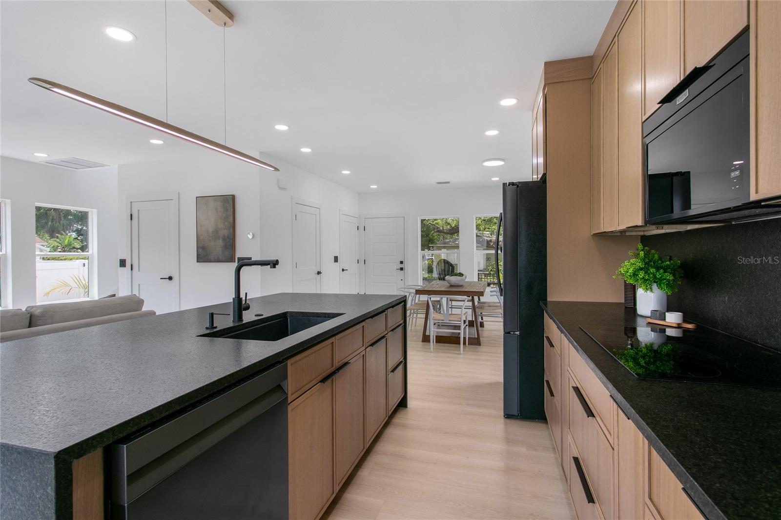 4601 QUEENSBORO AVE S, ST PETERSBURG, FL, 33711