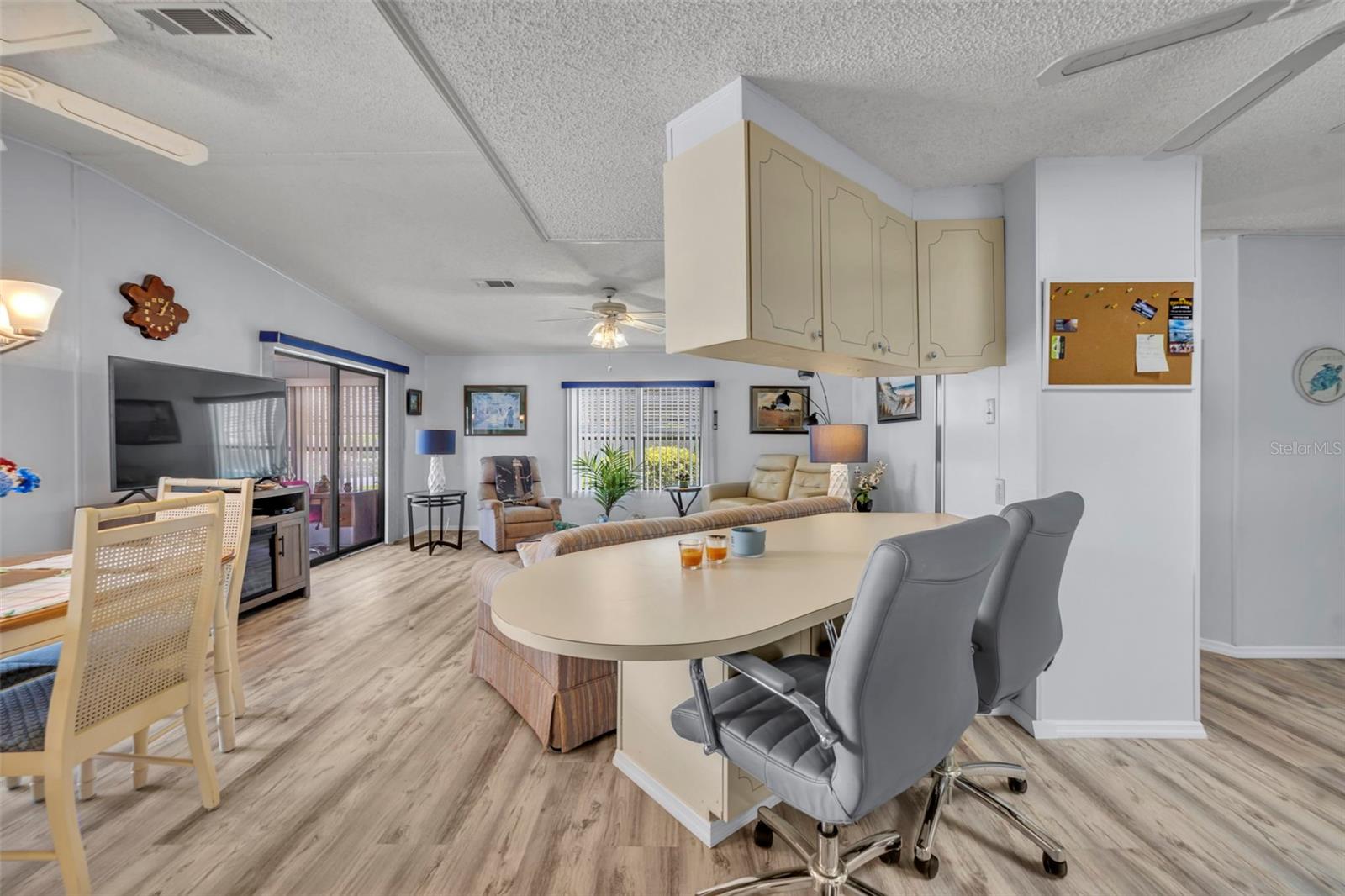 91 MAUNA LOA DR, LEESBURG, FL, 34788