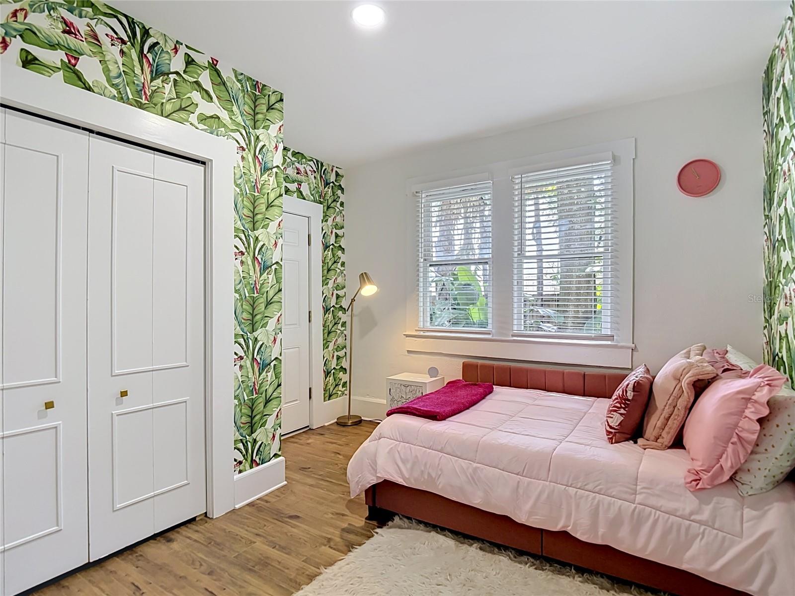 105 W ELM ST, TAMPA, FL, 33604