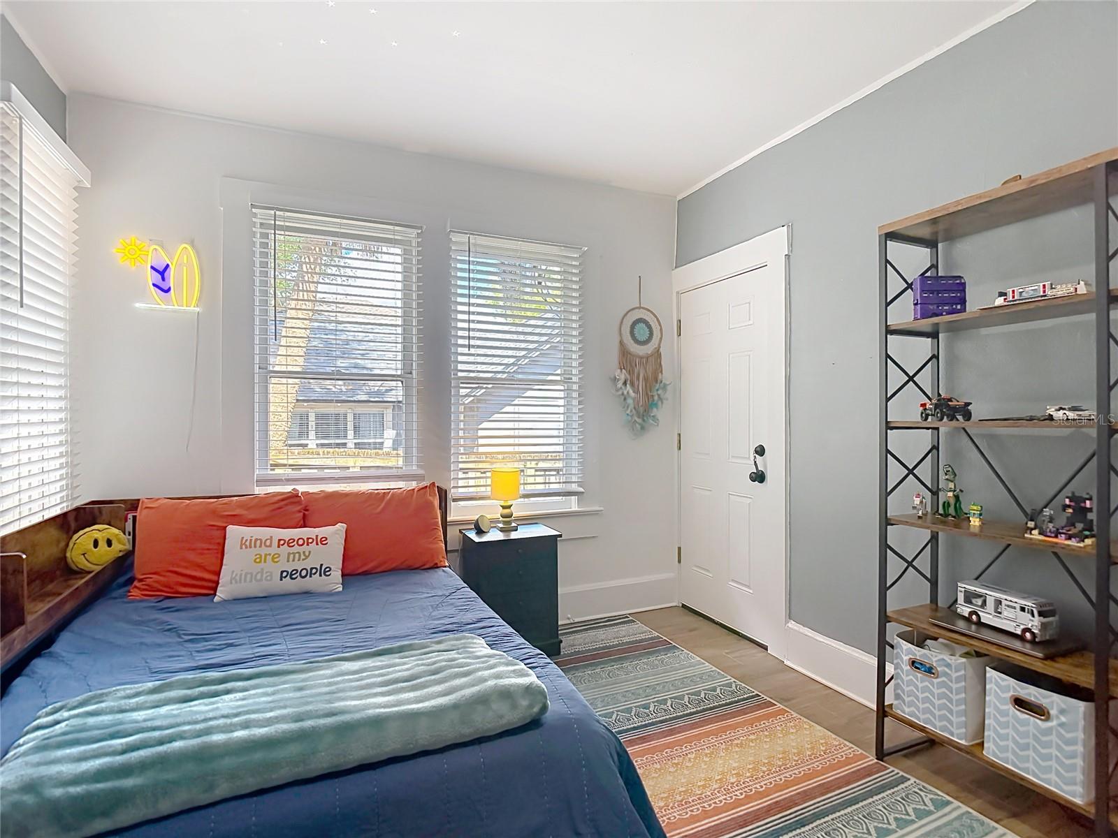 105 W ELM ST, TAMPA, FL, 33604