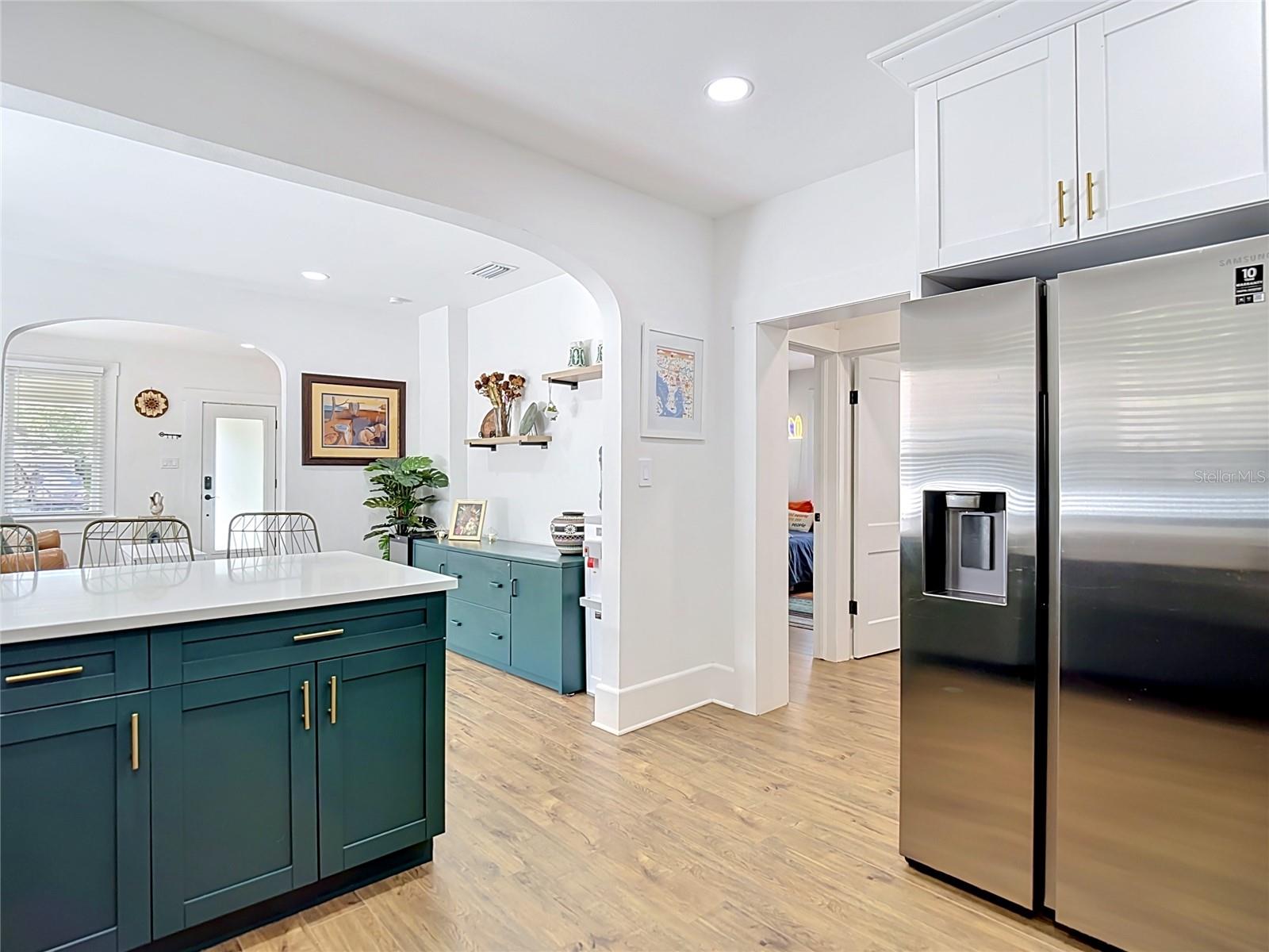 105 W ELM ST, TAMPA, FL, 33604