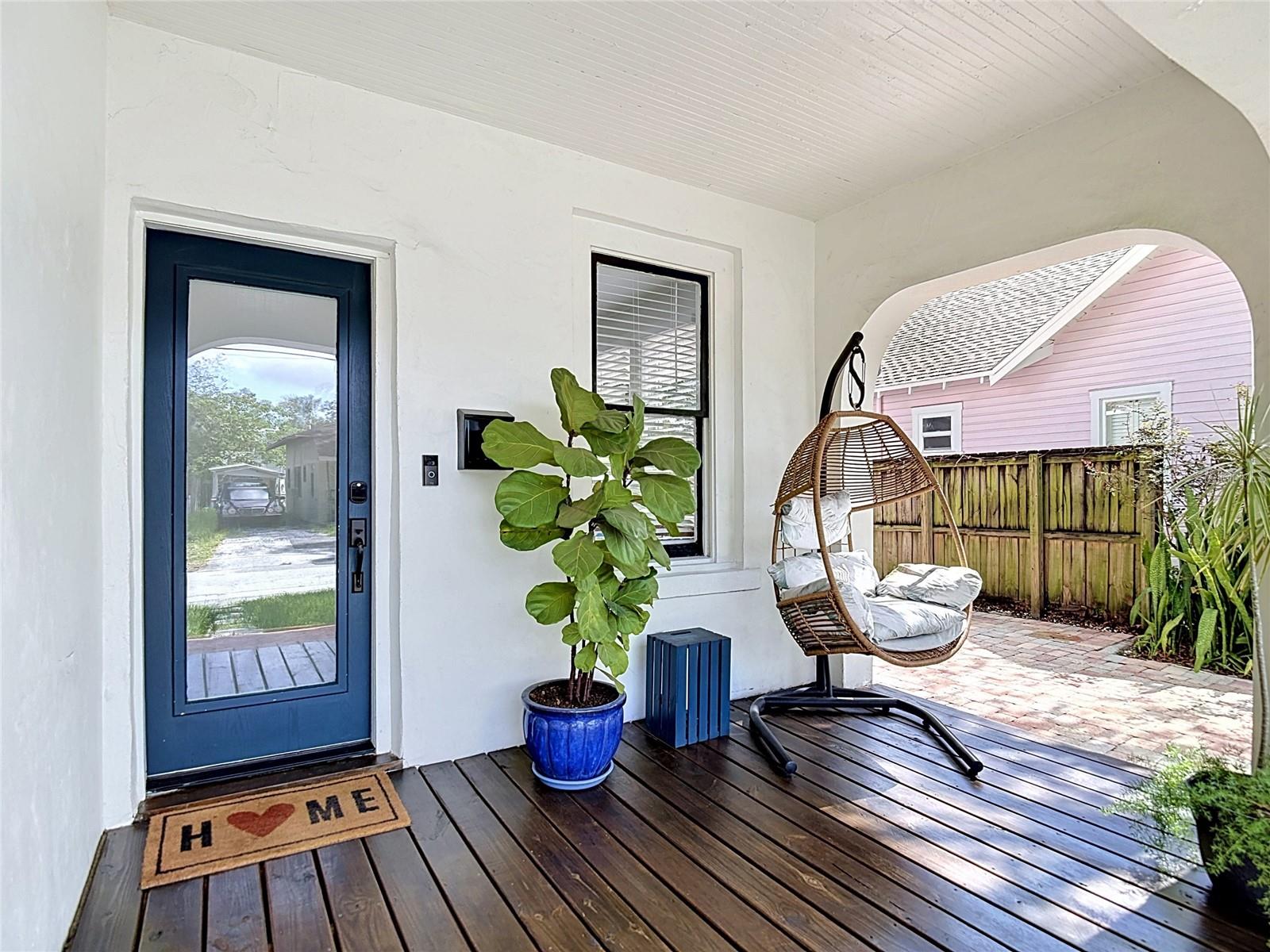 105 W ELM ST, TAMPA, FL, 33604
