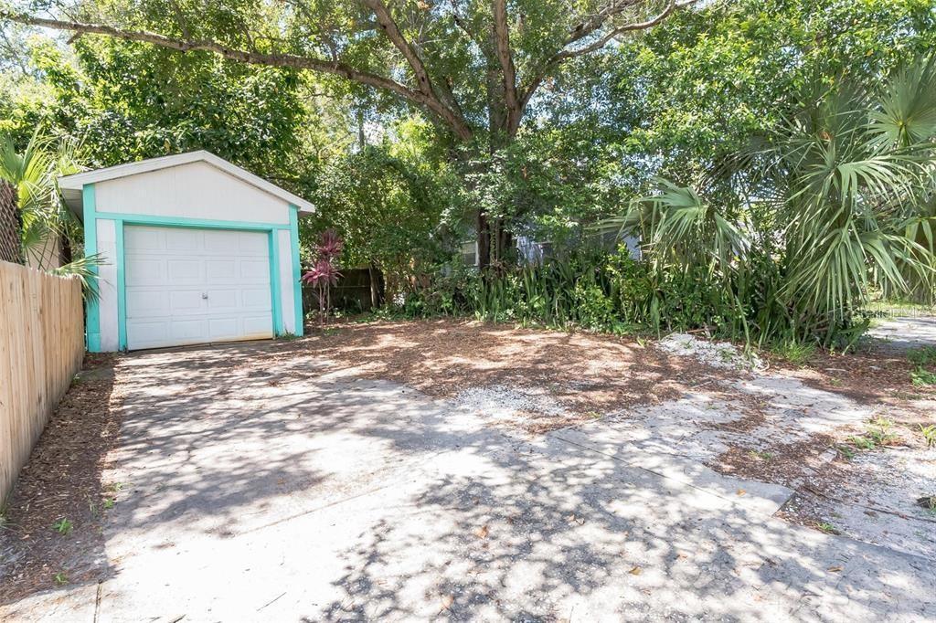 201 35TH ST S, ST PETERSBURG, FL, 33711