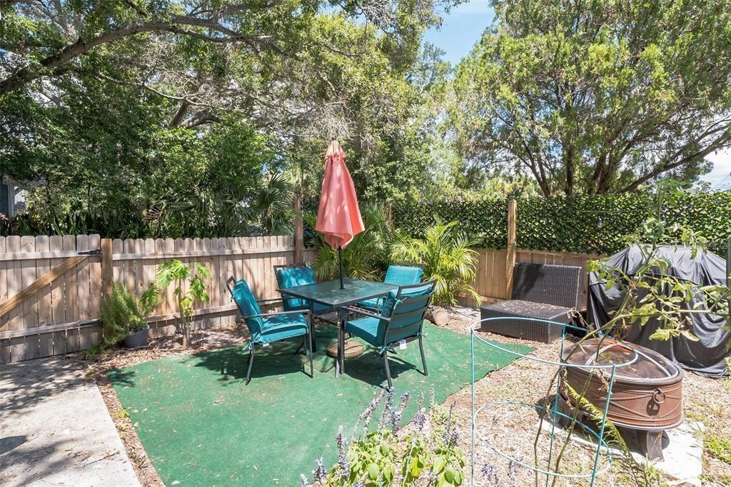 201 35TH ST S, ST PETERSBURG, FL, 33711