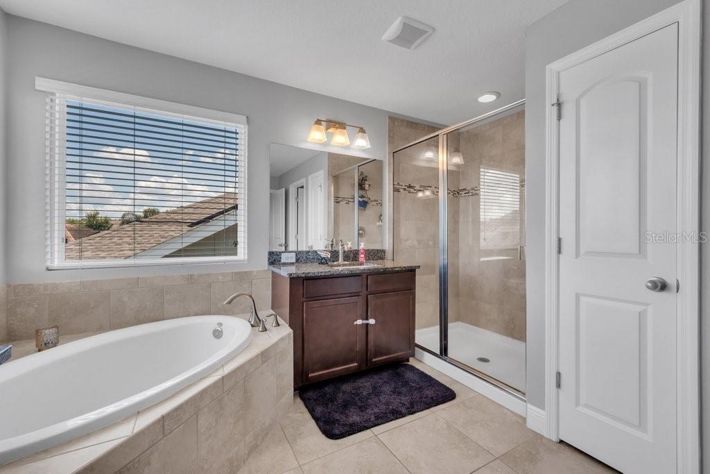 5938 JASPER GLEN DR, LITHIA, FL, 33547