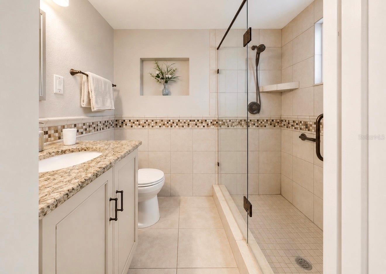 6316 JAMAICA CIR E #E, APOLLO BEACH, FL, 33572