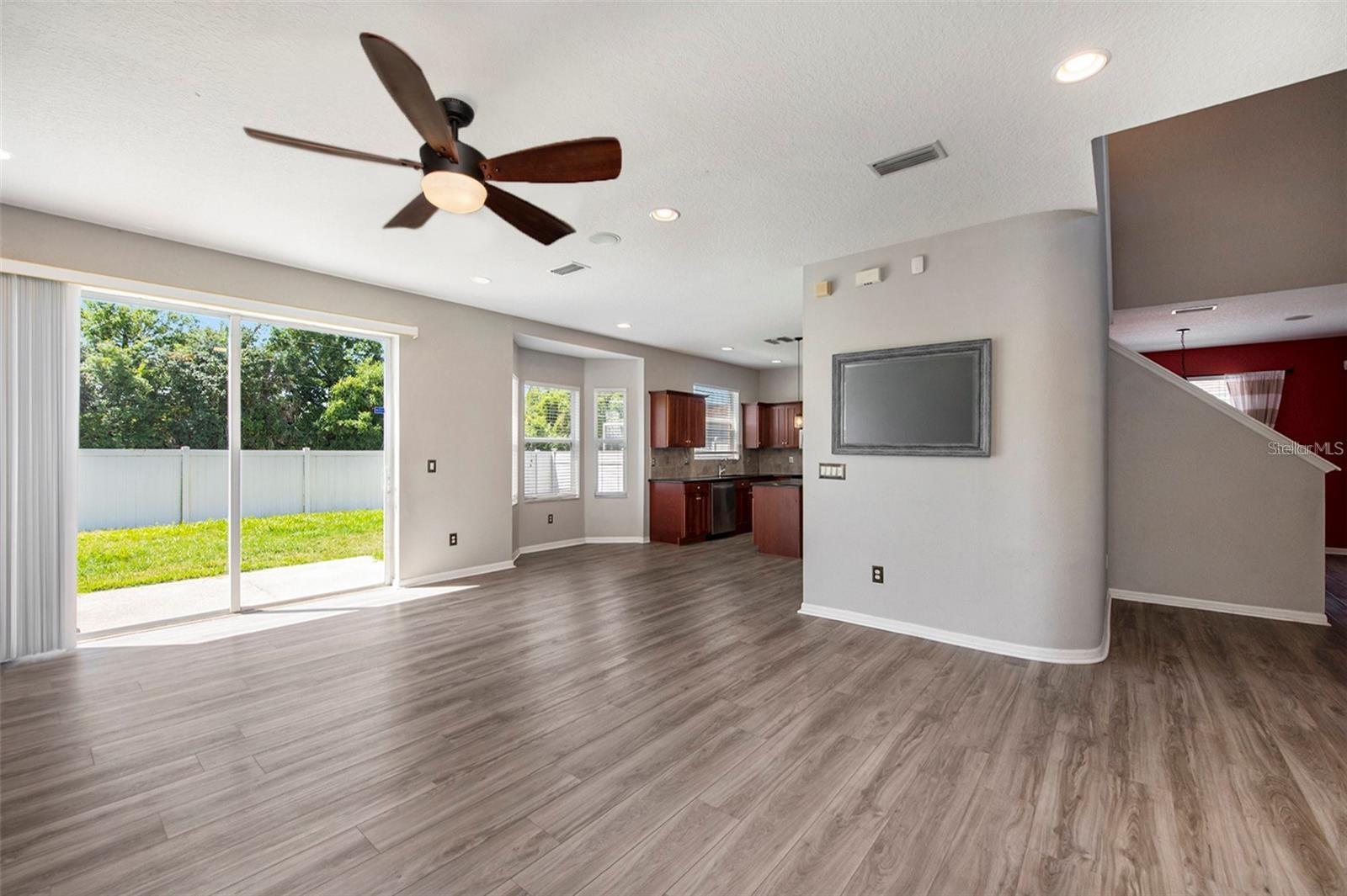 8207 WATER TOWER DR, TAMPA, FL, 33619