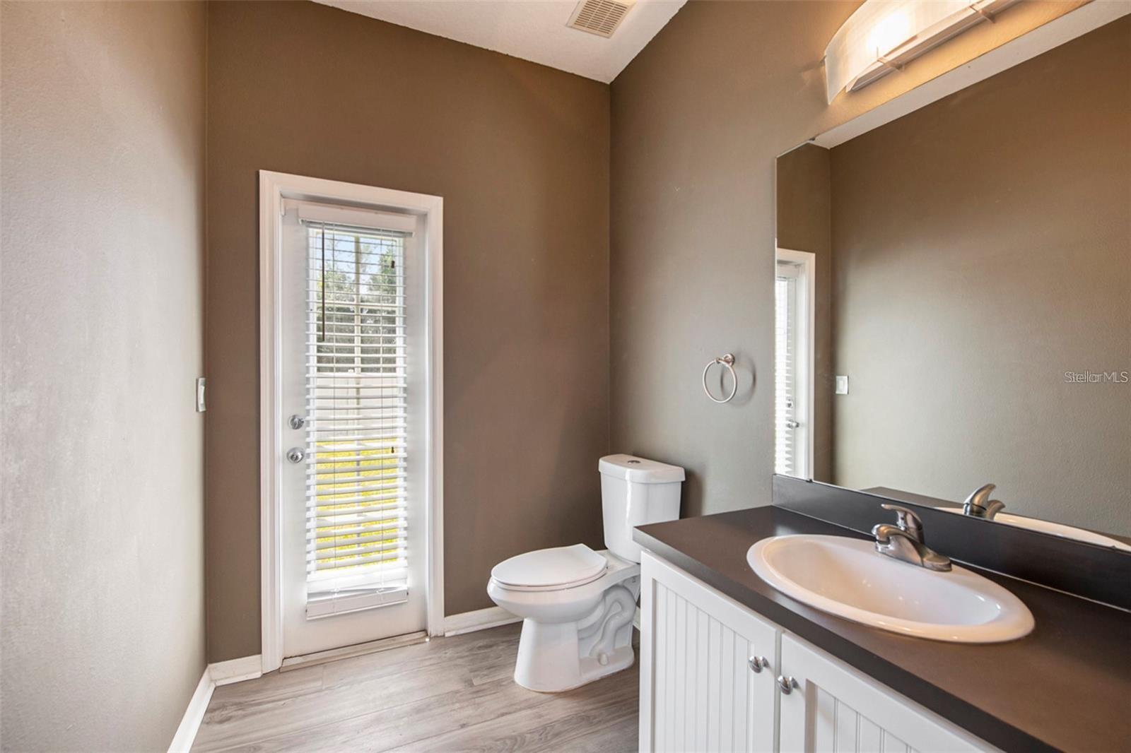 8207 WATER TOWER DR, TAMPA, FL, 33619