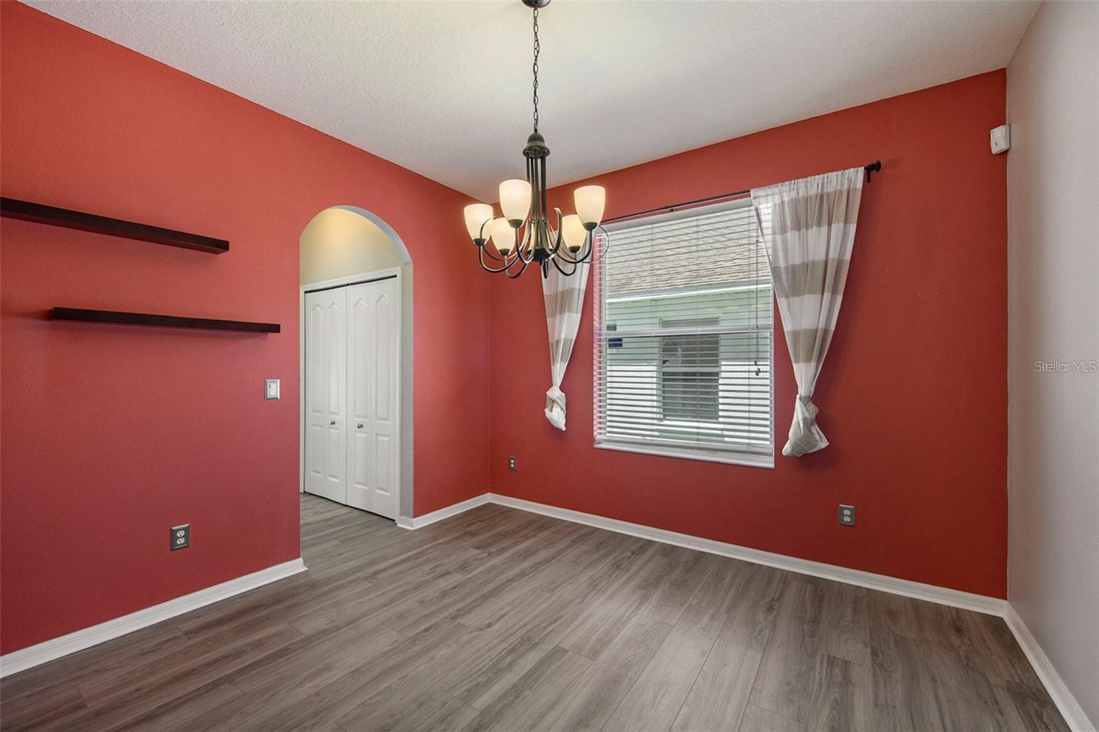 8207 WATER TOWER DR, TAMPA, FL, 33619
