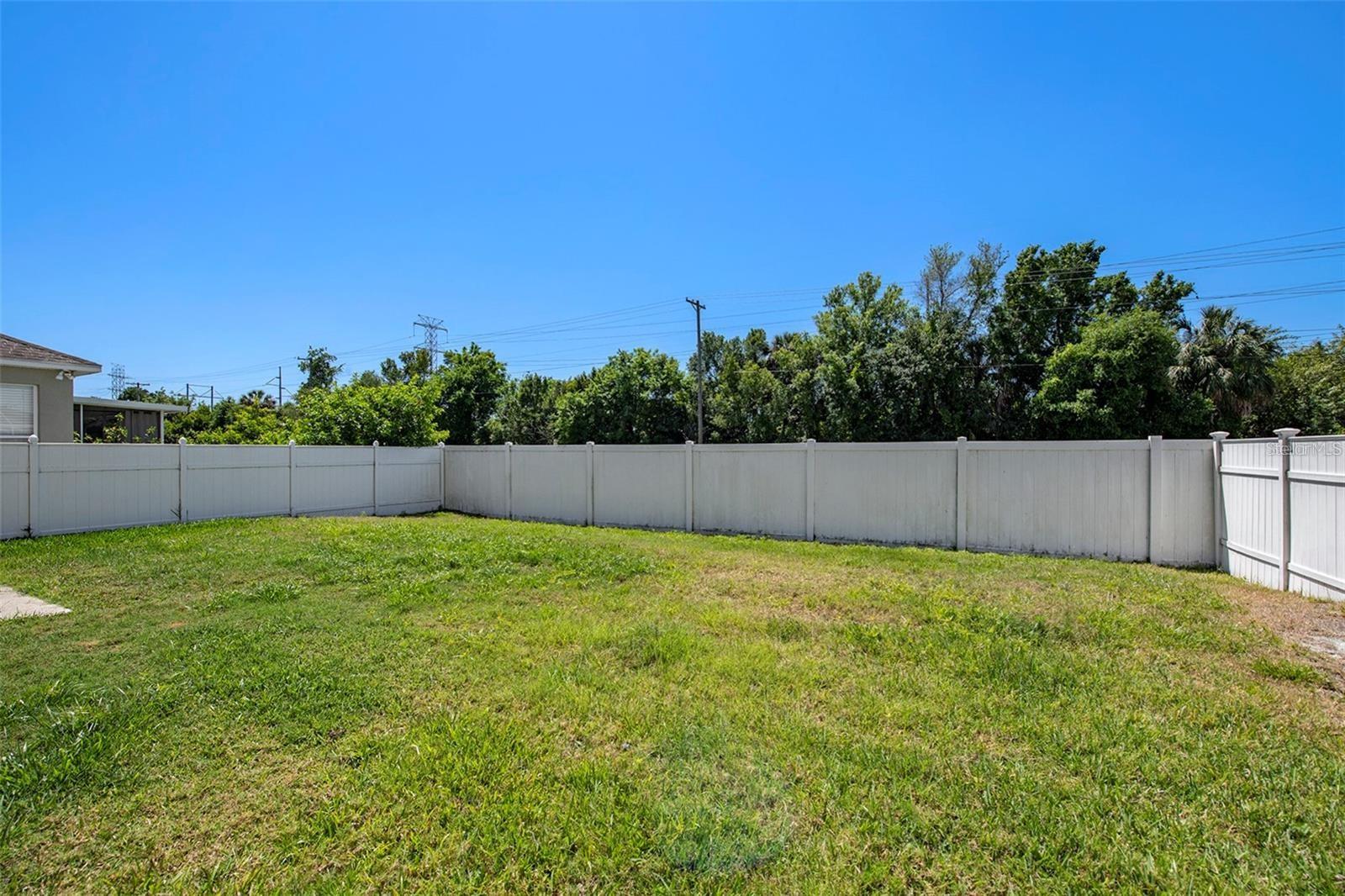 8207 WATER TOWER DR, TAMPA, FL, 33619