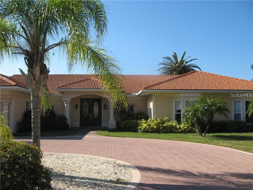376 W ROYAL FLAMINGO DR, SARASOTA, FL, 34236