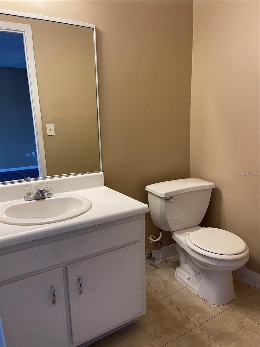 9209 TUDOR DR #C203, TAMPA, FL, 33615