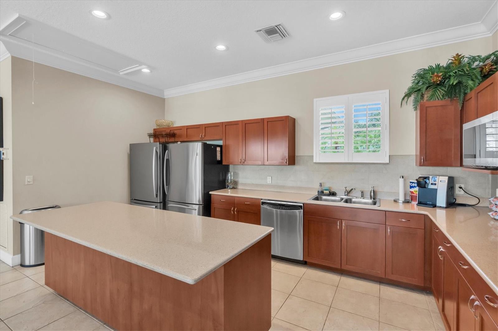 7296 MARATHON DR #404, SEMINOLE, FL, 33777