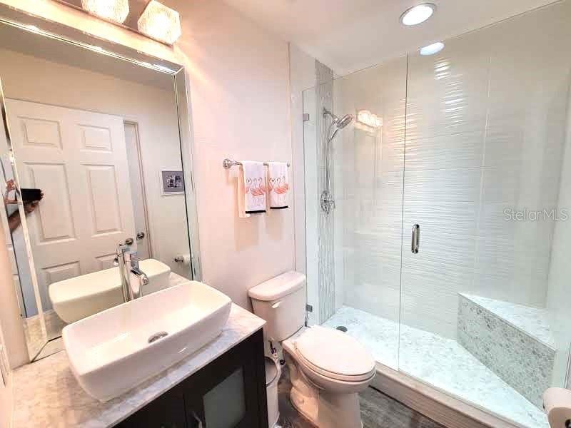 7296 MARATHON DR #404, SEMINOLE, FL, 33777