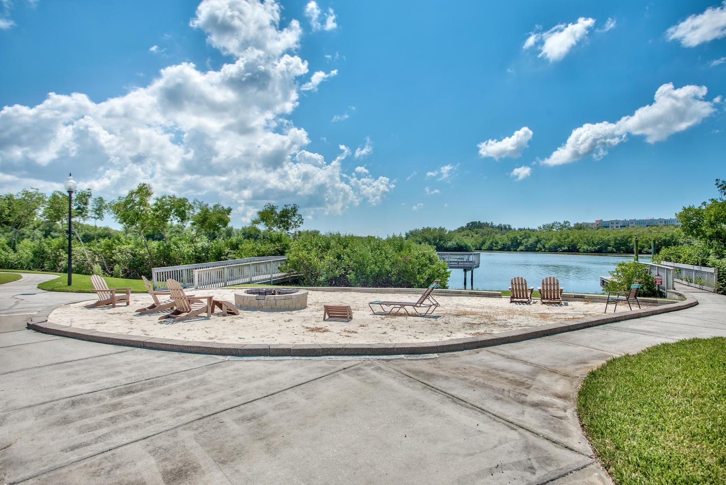 7296 MARATHON DR #404, SEMINOLE, FL, 33777