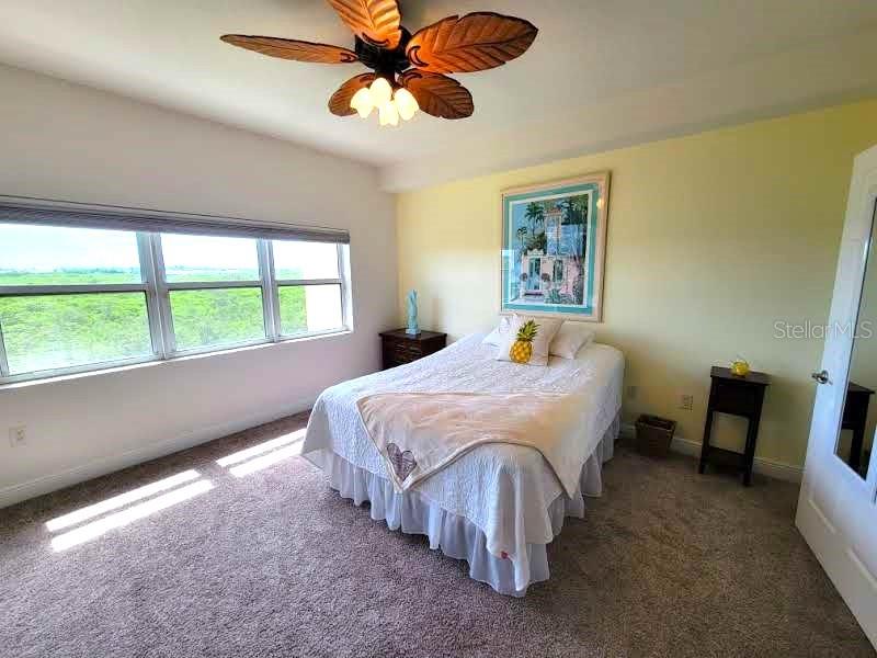 7296 MARATHON DR #404, SEMINOLE, FL, 33777