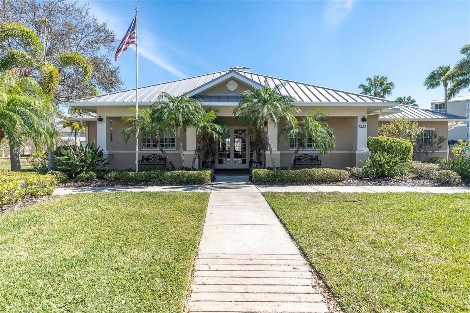 7296 MARATHON DR #404, SEMINOLE, FL, 33777