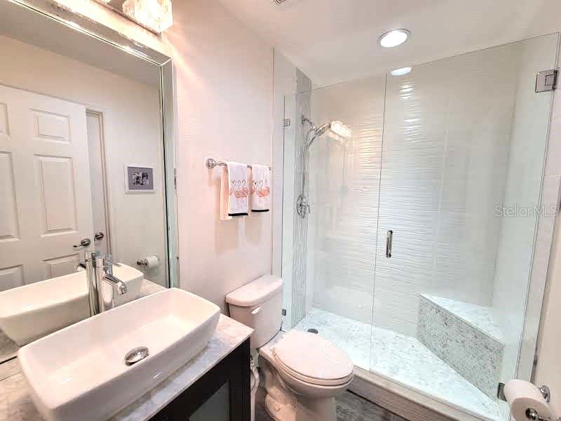 7296 MARATHON DR #404, SEMINOLE, FL, 33777