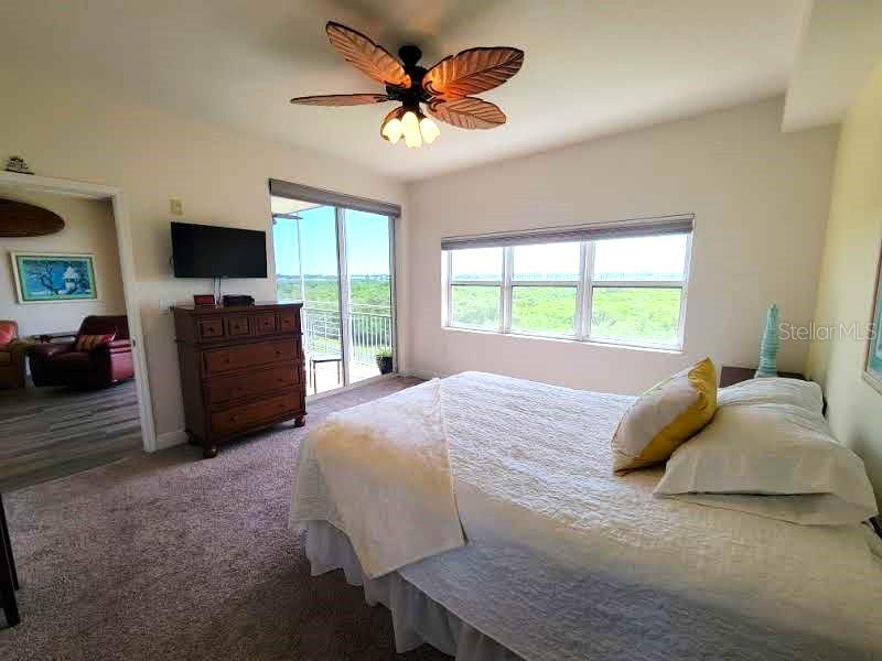 7296 MARATHON DR #404, SEMINOLE, FL, 33777