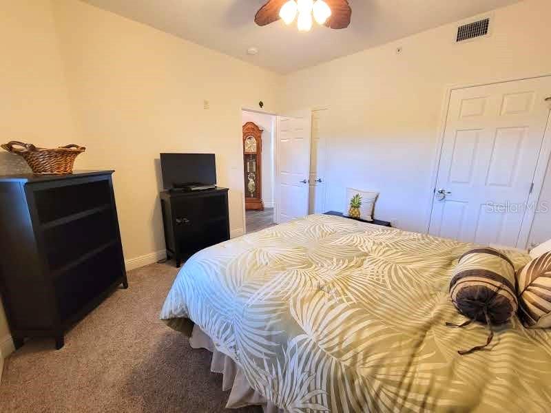 7296 MARATHON DR #404, SEMINOLE, FL, 33777