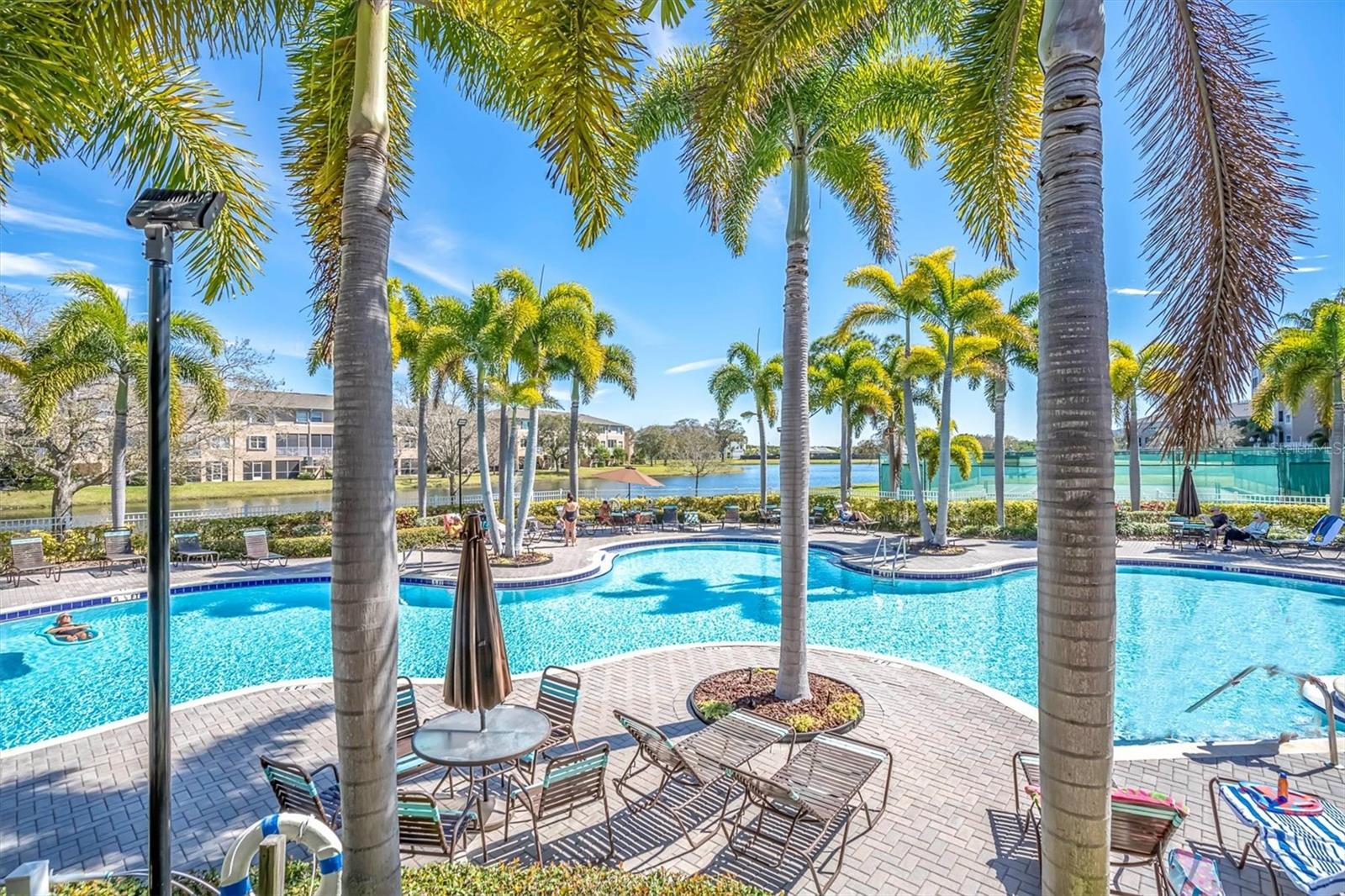 7296 MARATHON DR #404, SEMINOLE, FL, 33777