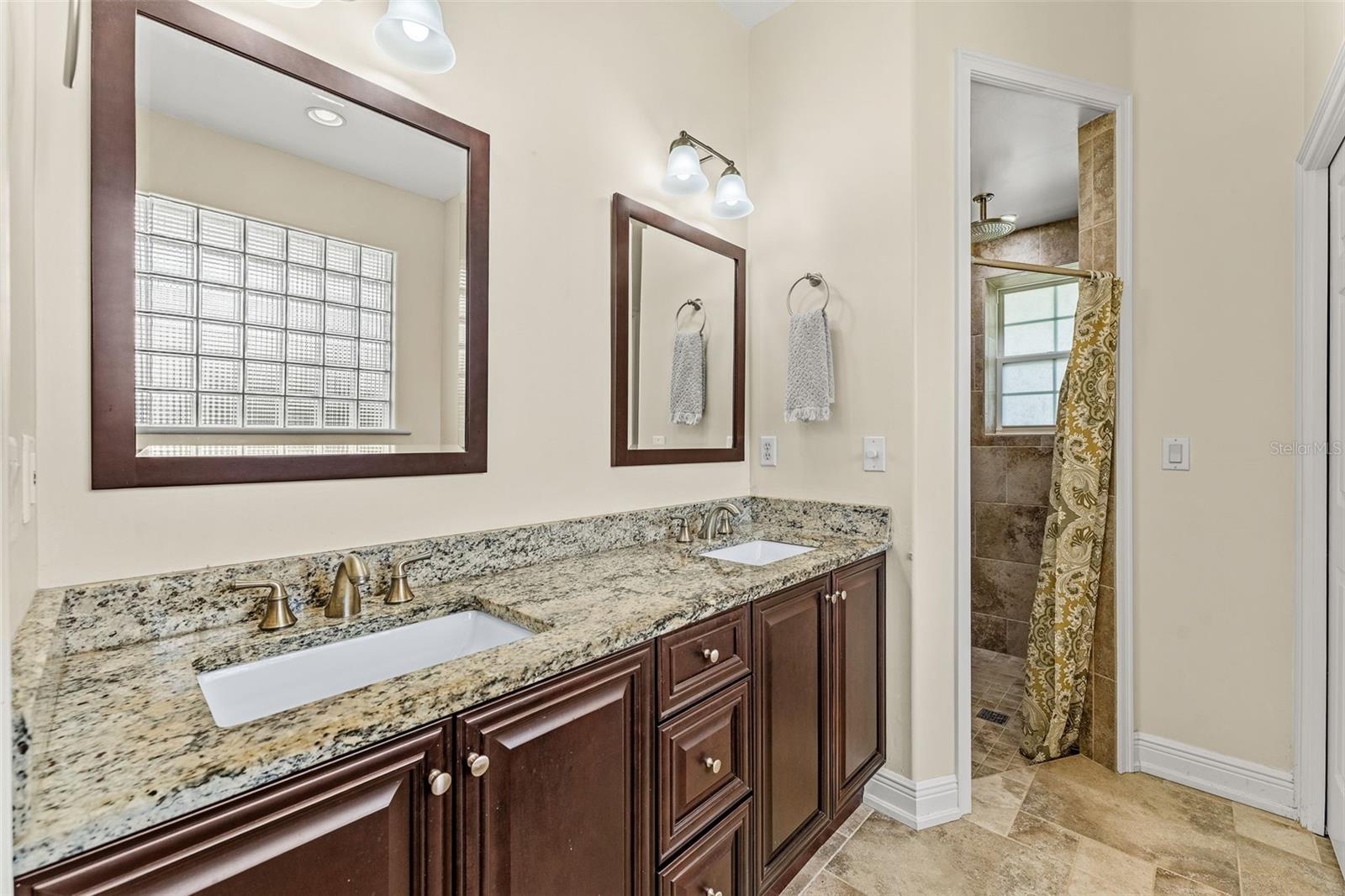 109 HARBOR POINT DR, SEBASTIAN, FL, 32958