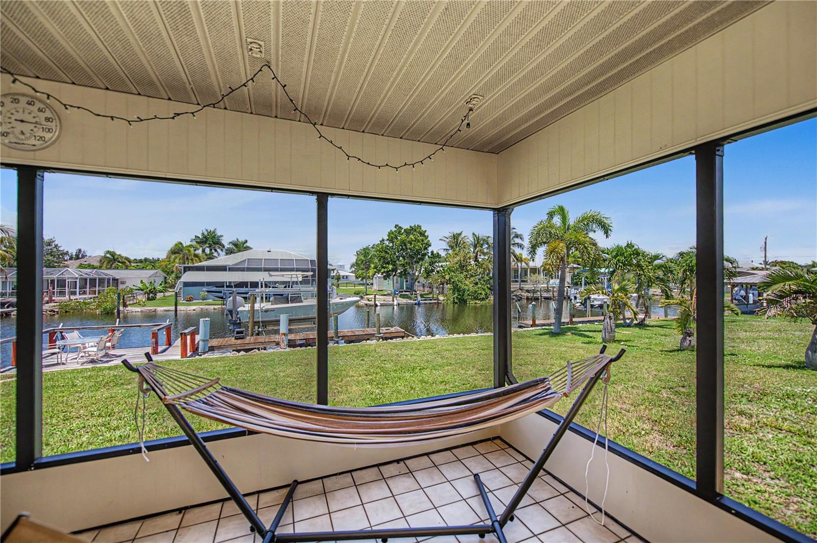 520 BOARDMAN DR, PUNTA GORDA, FL, 33950