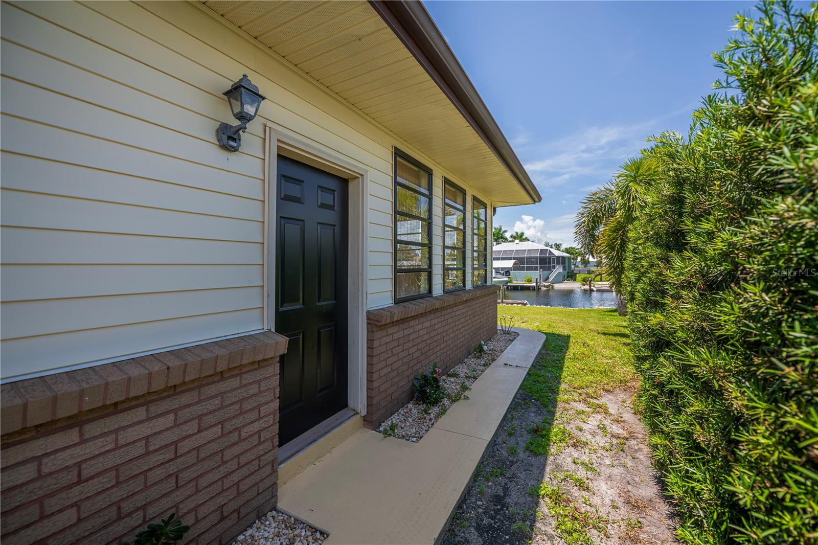520 BOARDMAN DR, PUNTA GORDA, FL, 33950