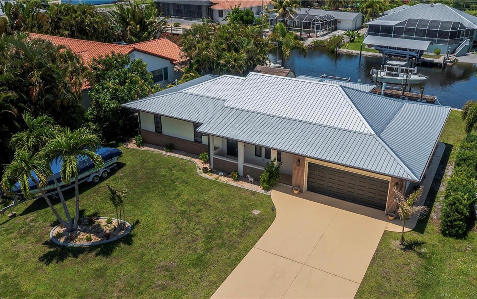 520 BOARDMAN DR, PUNTA GORDA, FL, 33950