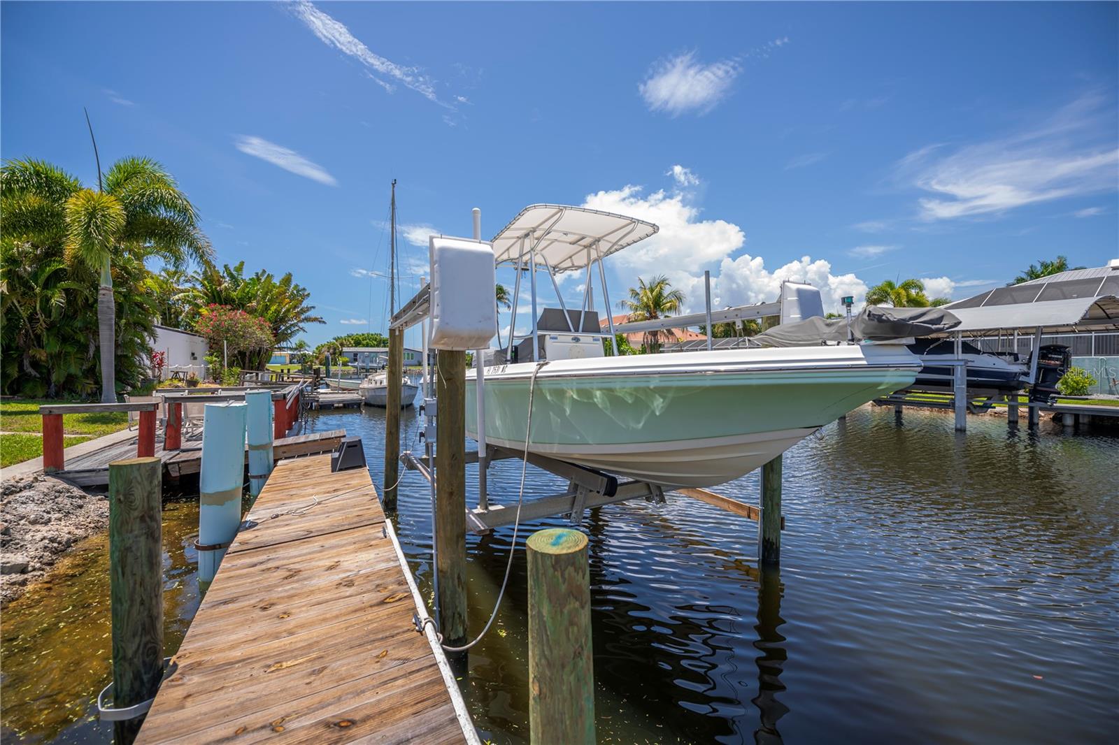 520 BOARDMAN DR, PUNTA GORDA, FL, 33950