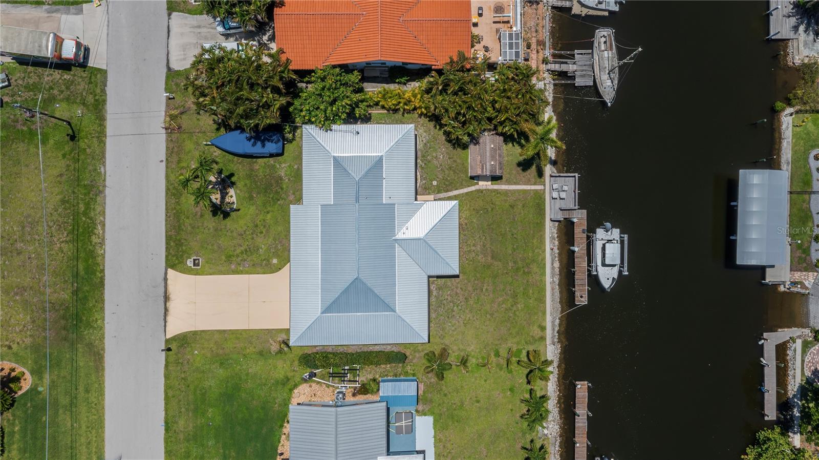 520 BOARDMAN DR, PUNTA GORDA, FL, 33950