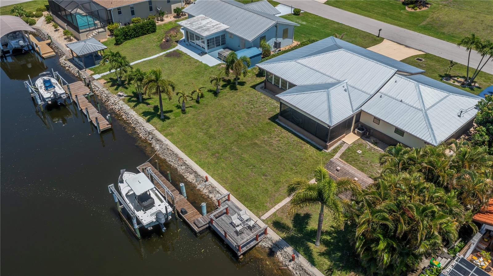 520 BOARDMAN DR, PUNTA GORDA, FL, 33950