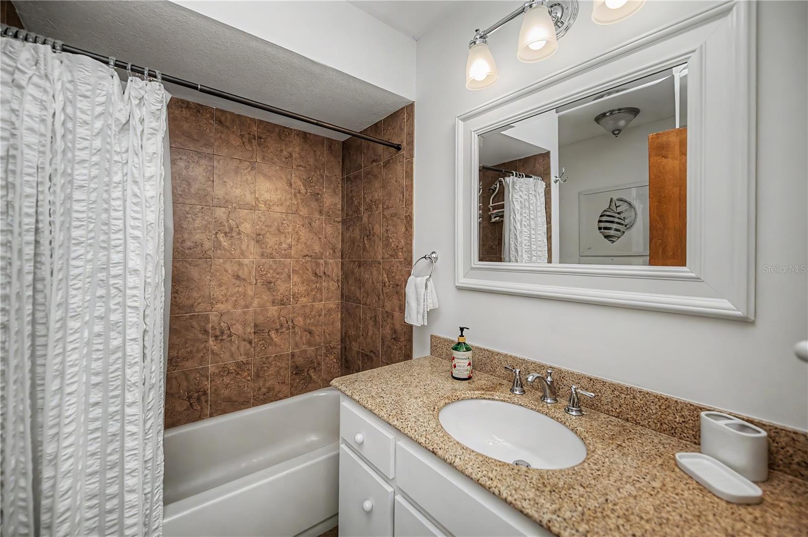 520 BOARDMAN DR, PUNTA GORDA, FL, 33950