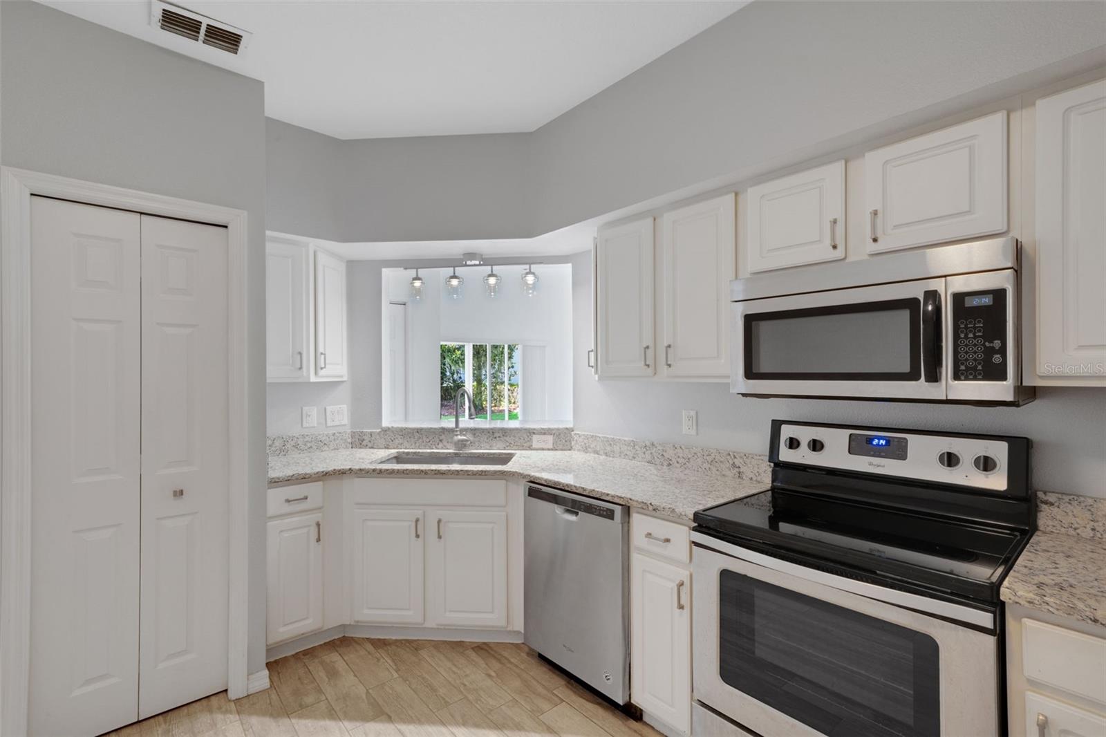 313 EAGLE RIDGE DR #313, DAVENPORT, FL, 33837