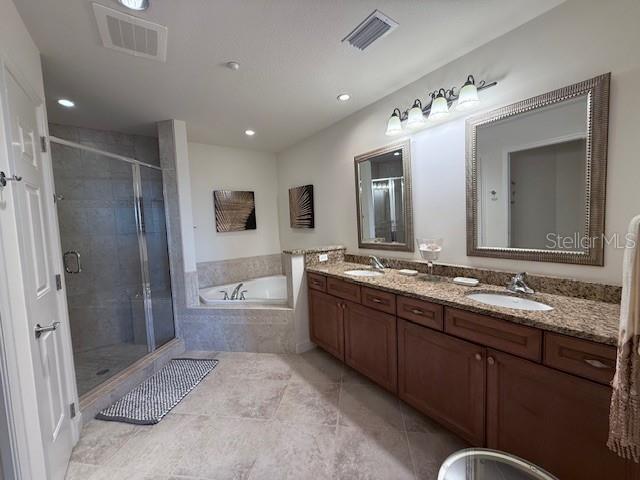 7710 LAKE VISTA CT #302, LAKEWOOD RANCH, FL, 34202