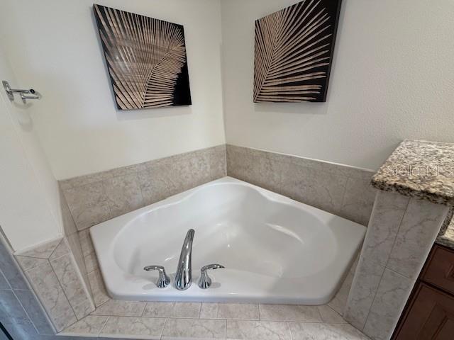 7710 LAKE VISTA CT #302, LAKEWOOD RANCH, FL, 34202