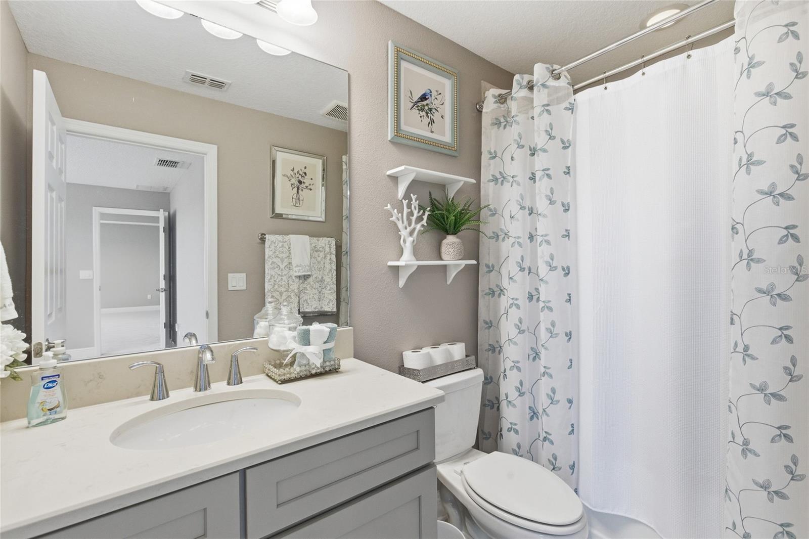 9844 CABERNET AVE, SEFFNER, FL, 33584