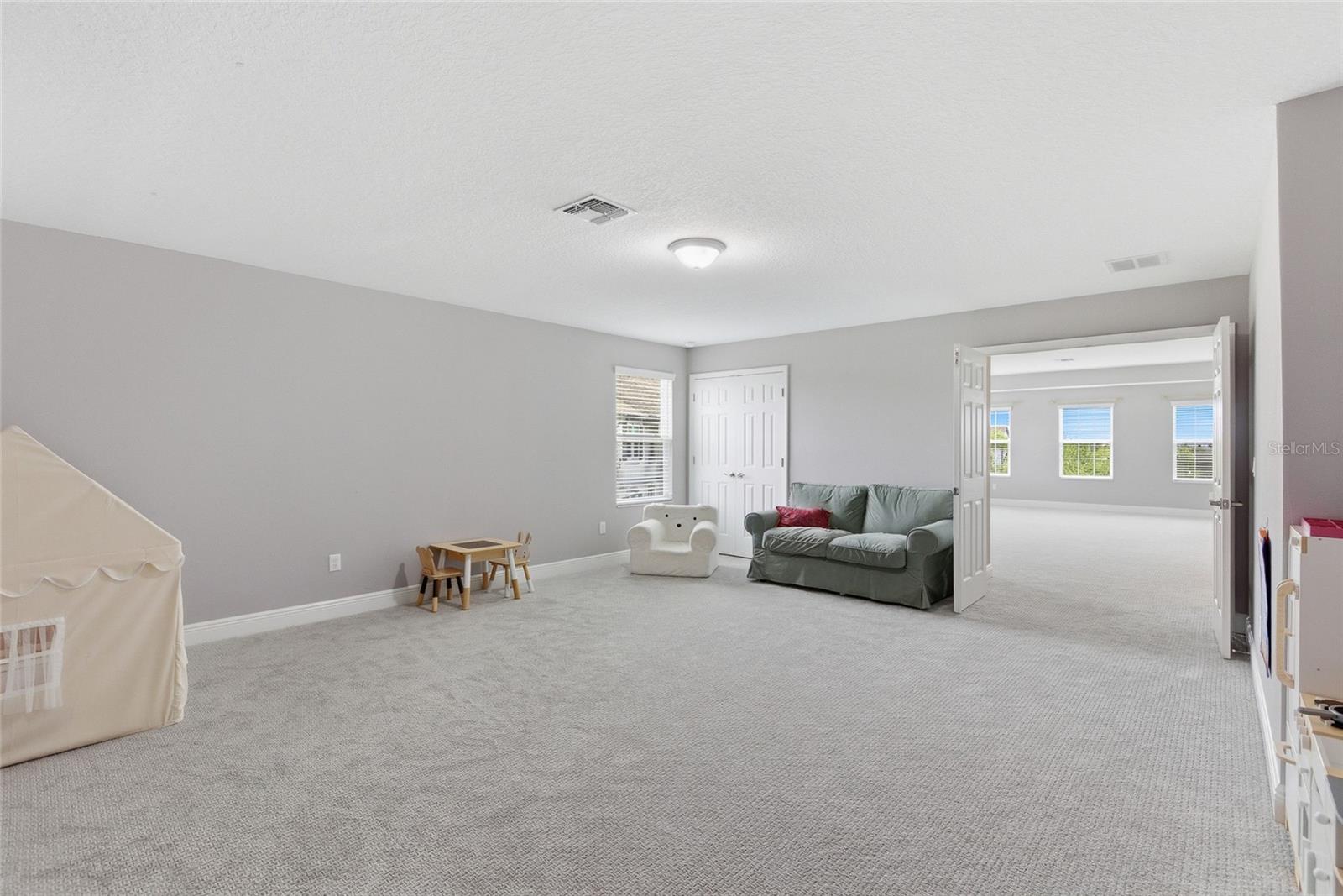 9844 CABERNET AVE, SEFFNER, FL, 33584