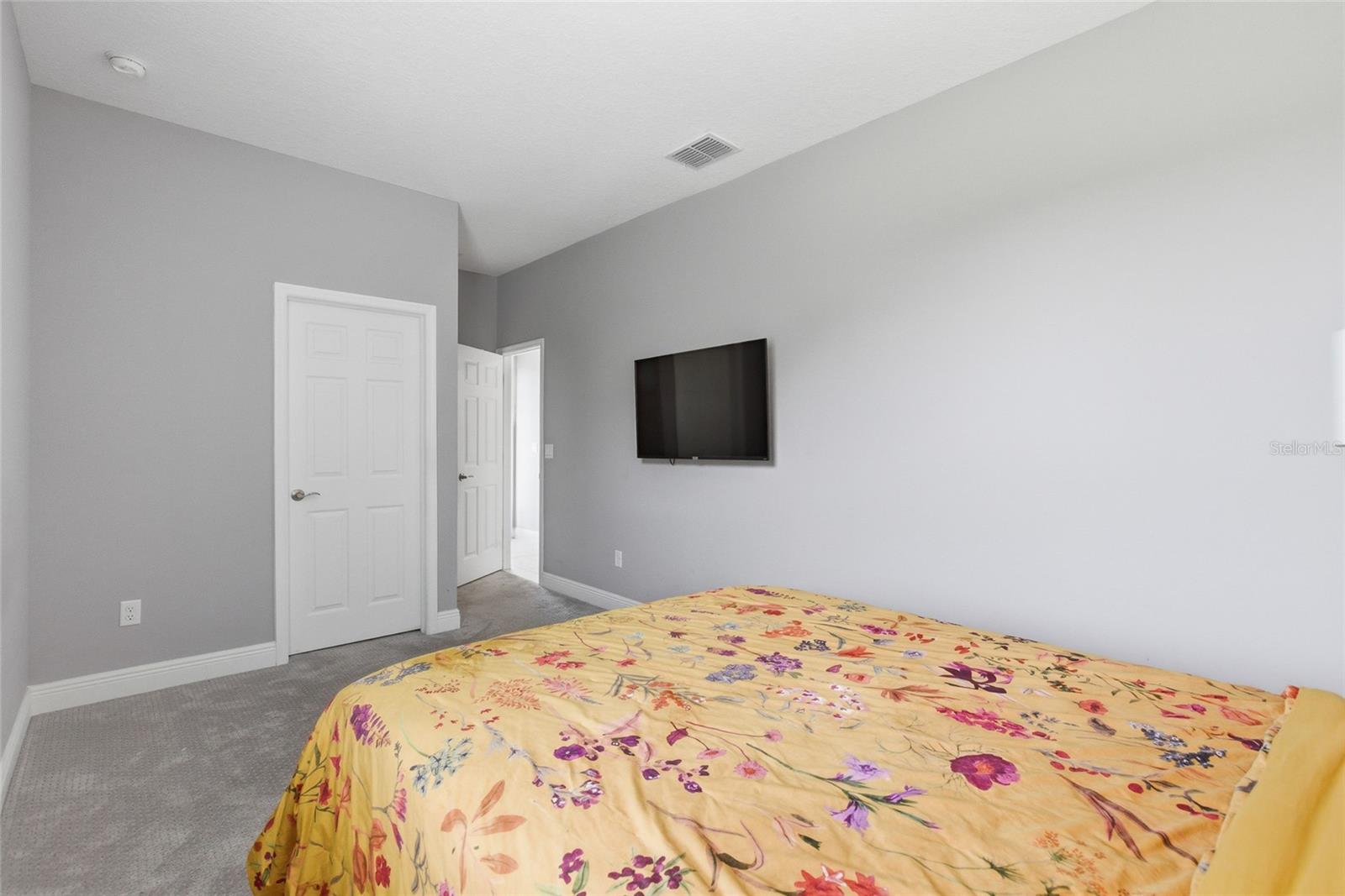 9844 CABERNET AVE, SEFFNER, FL, 33584