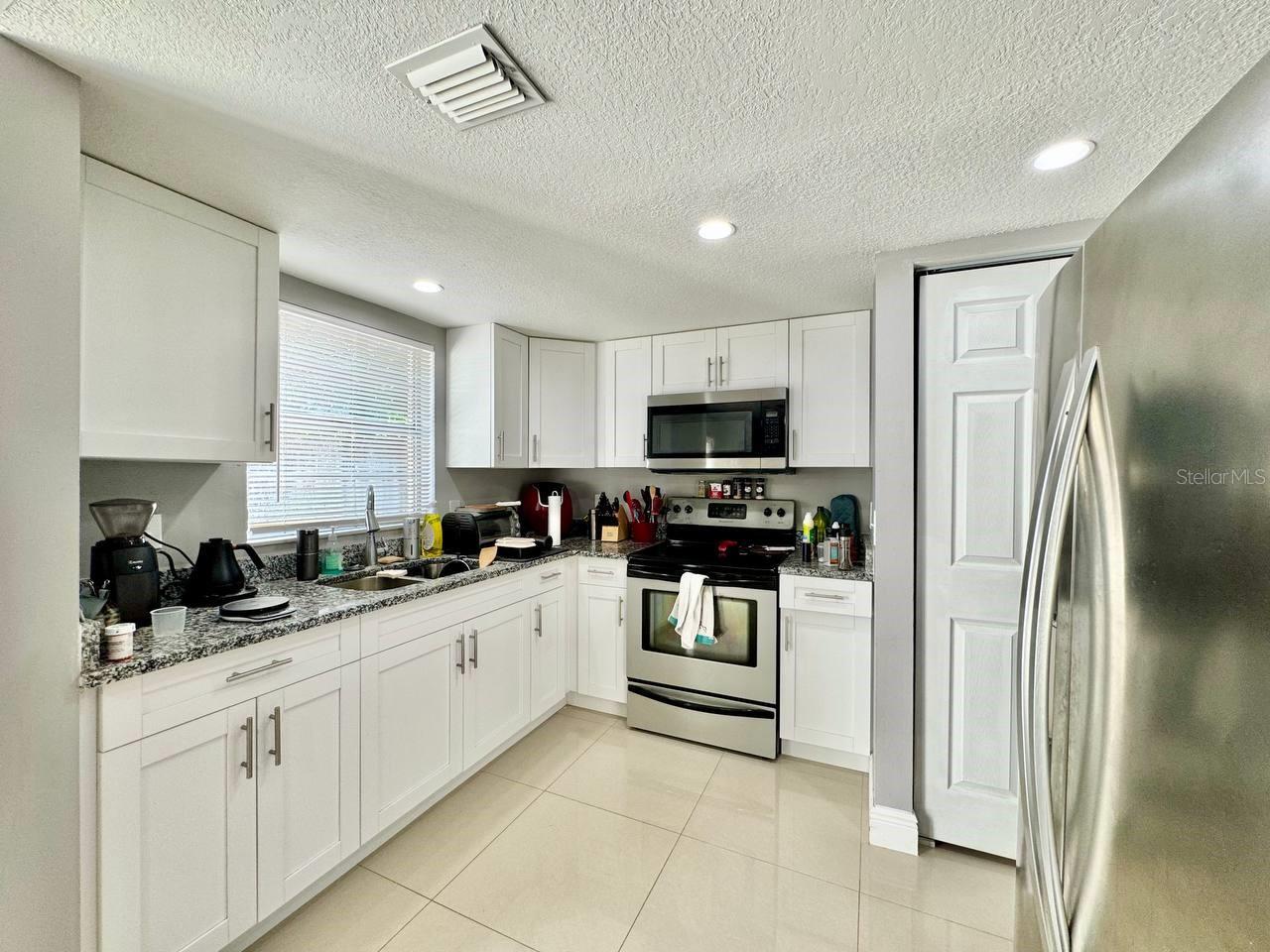 5216 TENNIS COURT CIR #5216, TAMPA, FL, 33617