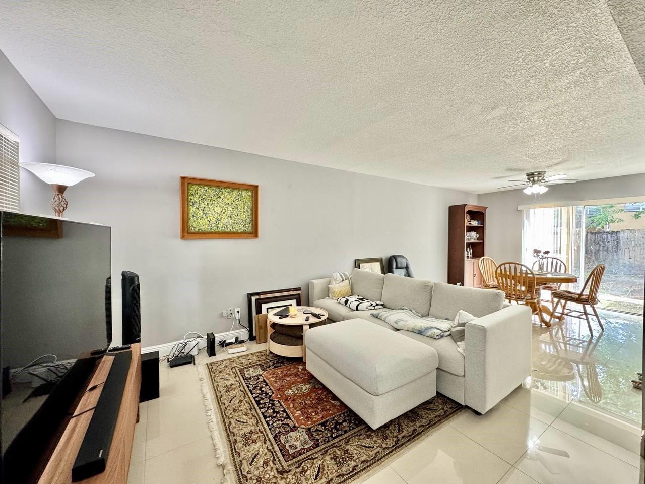 5216 TENNIS COURT CIR #5216, TAMPA, FL, 33617