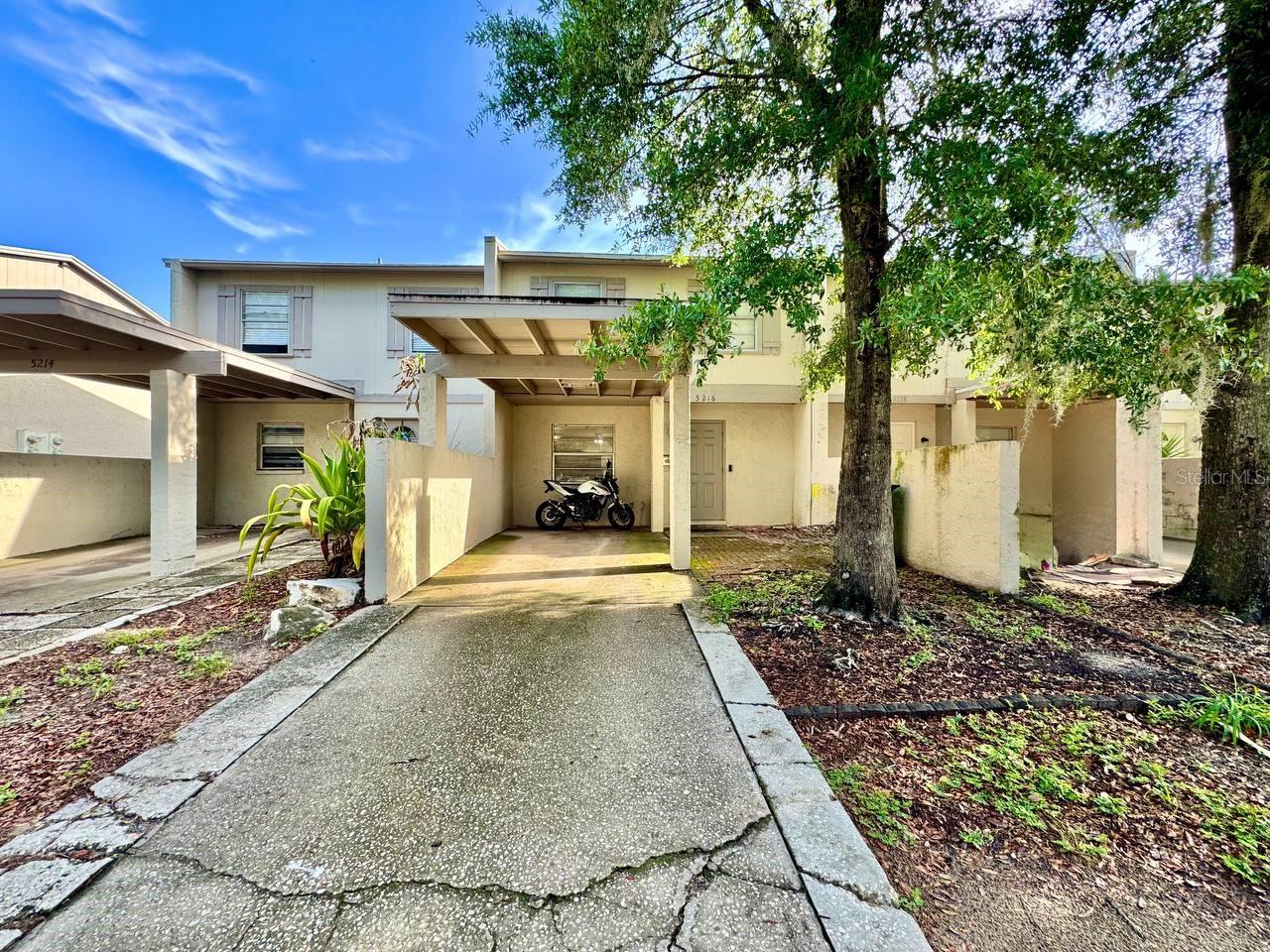 5216 TENNIS COURT CIR #5216, TAMPA, FL, 33617