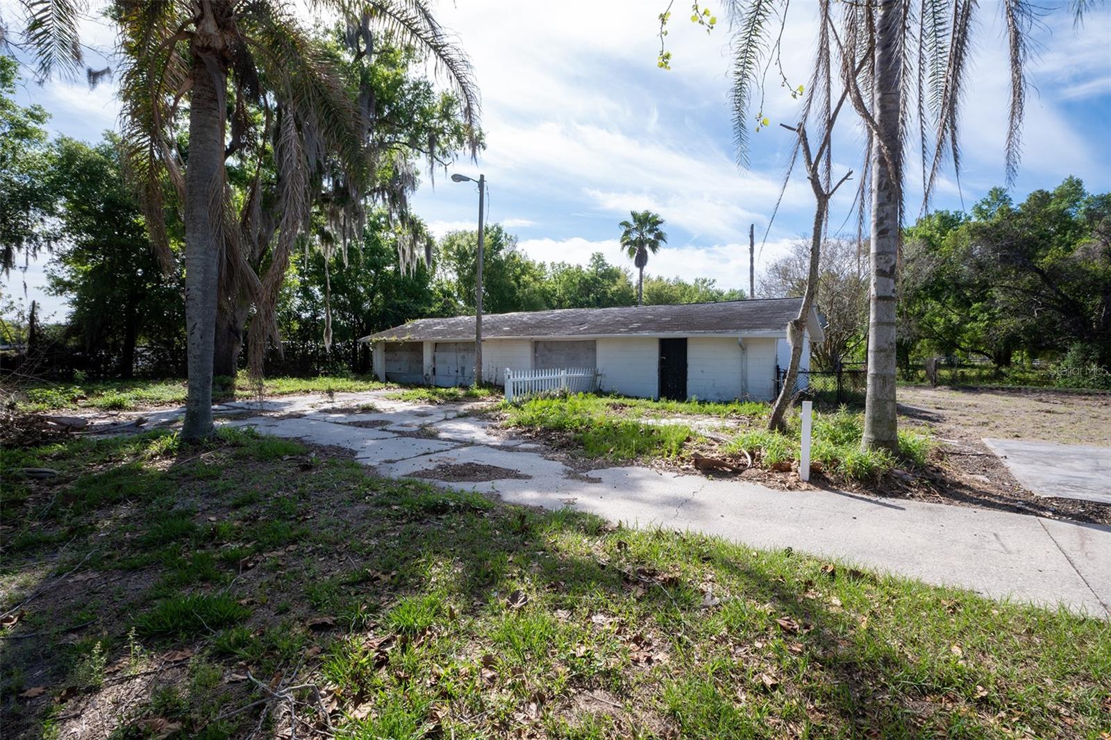 2910 FRANK MOORE RD, PLANT CITY, FL, 33566