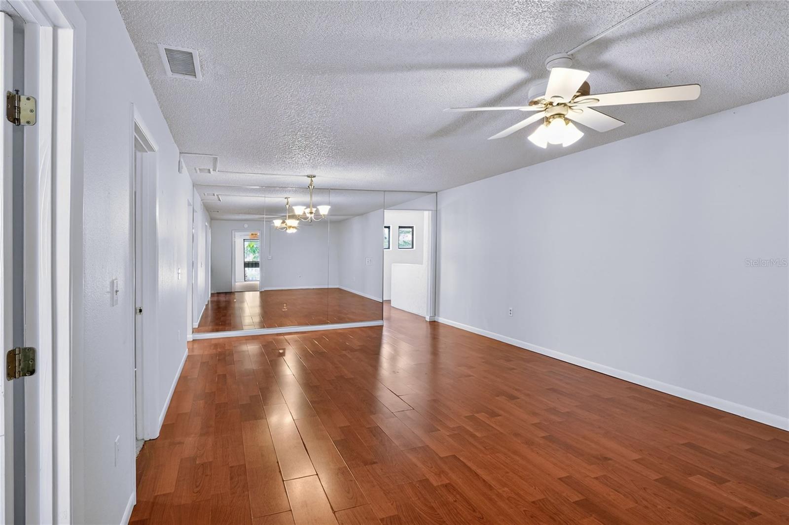 1810 VILLAGE CT, MULBERRY, FL, 33860