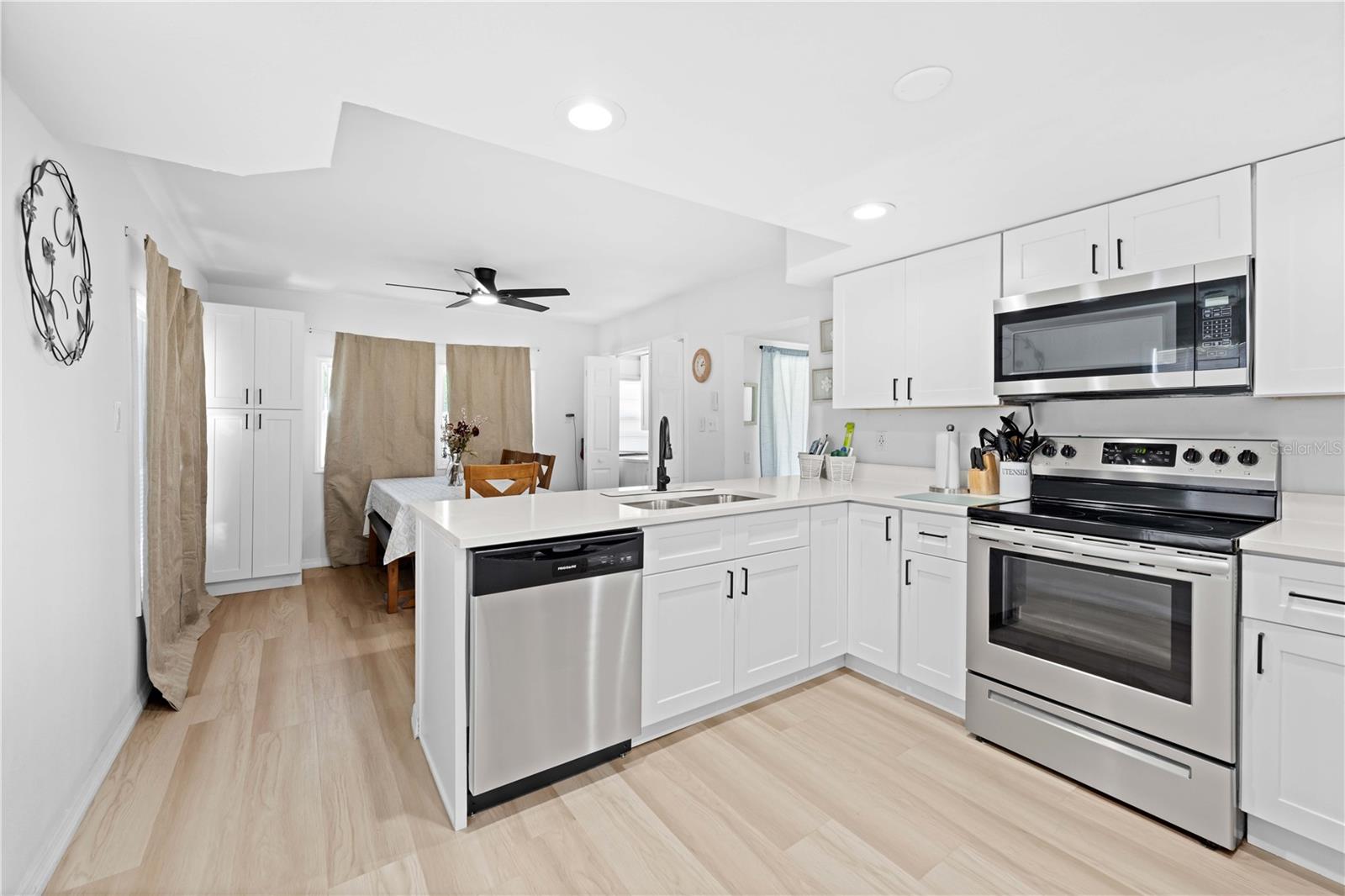 7281 ABERDEEN CT, WEEKI WACHEE, FL, 34607
