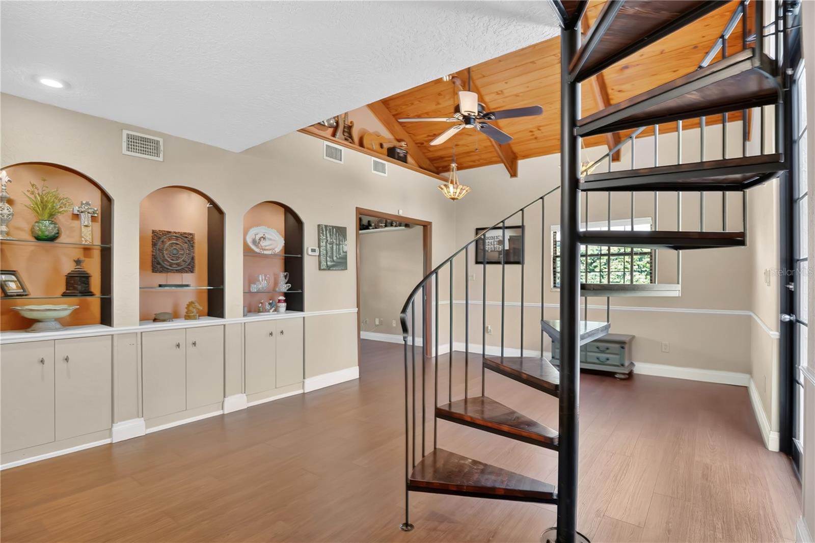 1367 CAMPBELL ST, ORLANDO, FL, 32806