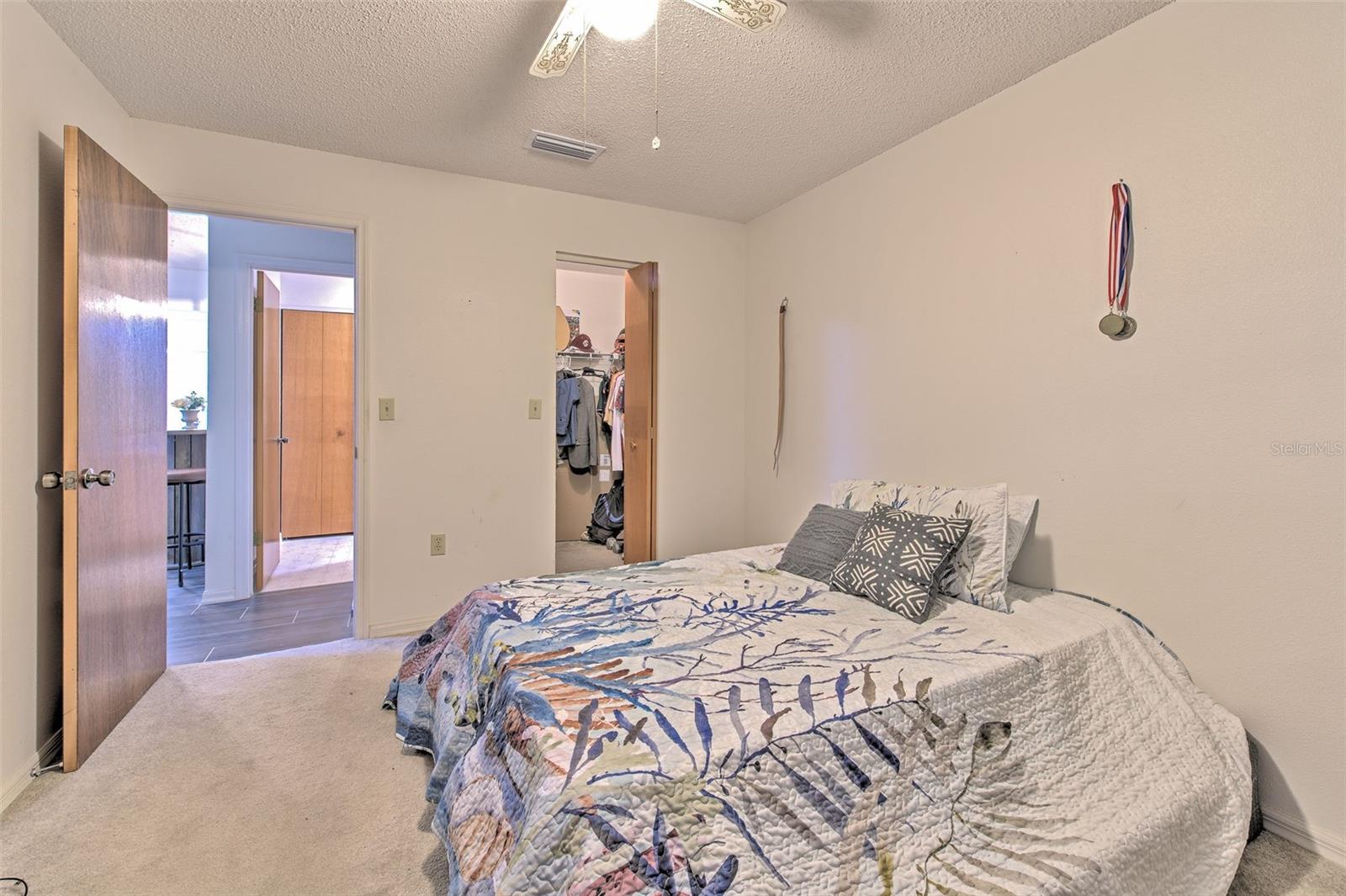 38620 ALPHA AVE, ZEPHYRHILLS, FL, 33540