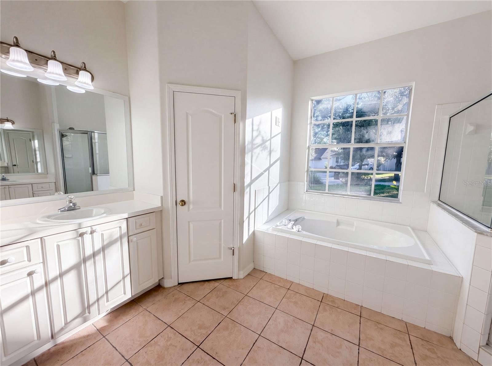 203 TAYLOR BAY LN, BRANDON, FL, 33510