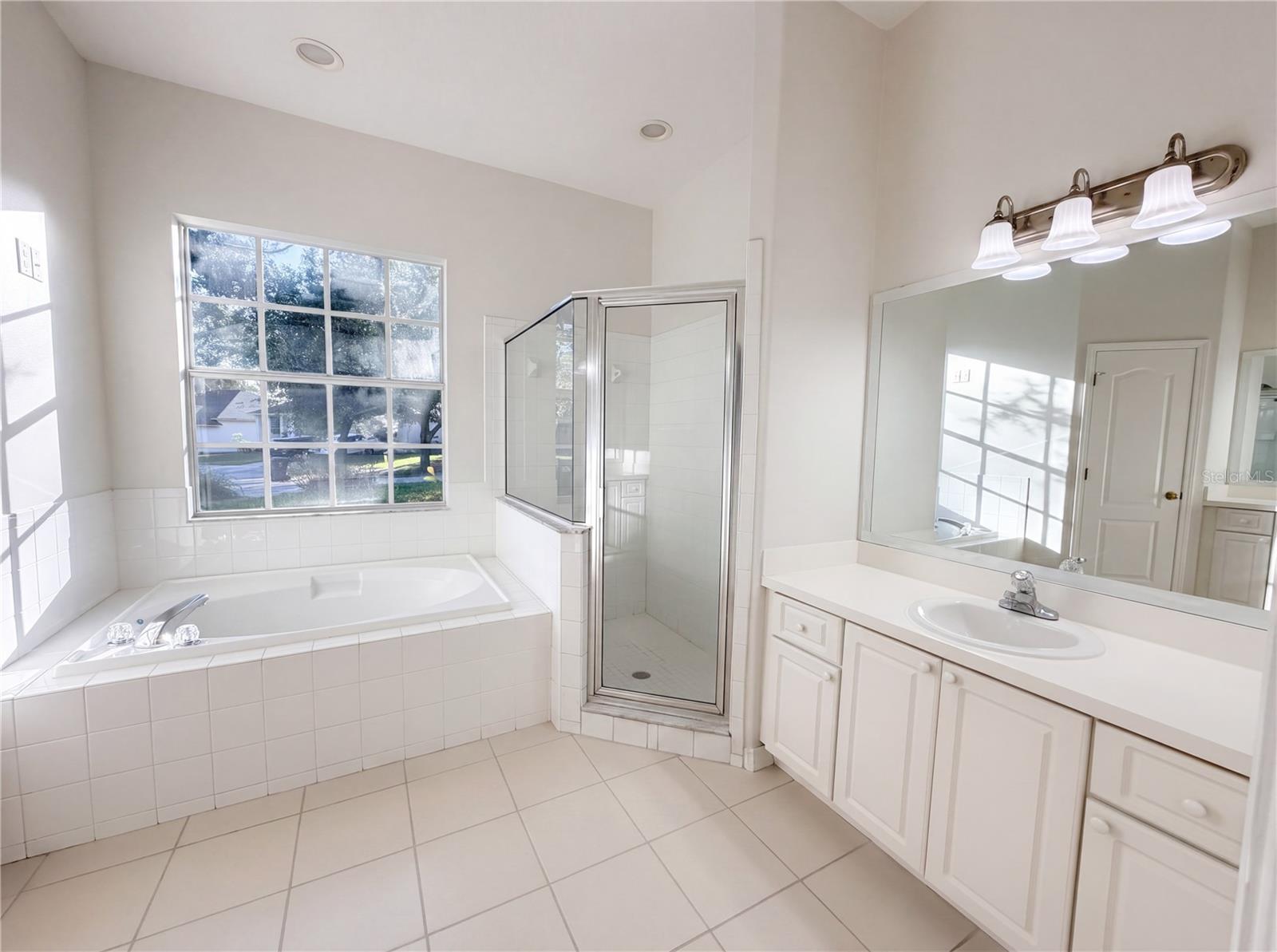 203 TAYLOR BAY LN, BRANDON, FL, 33510
